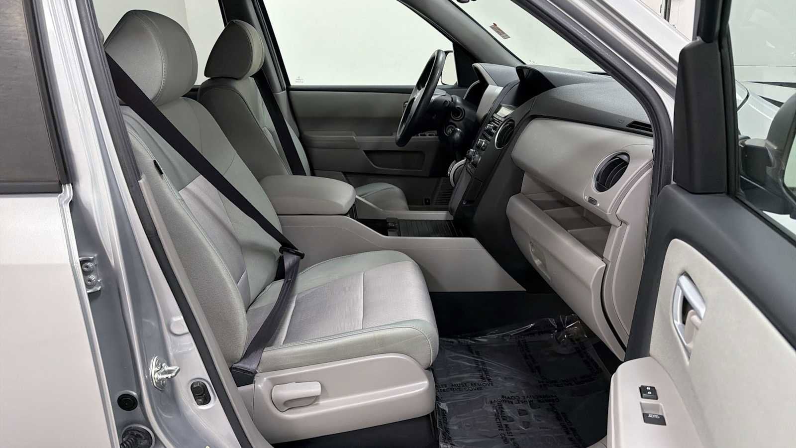 Thumbnail: 2013 Honda Pilot - 29