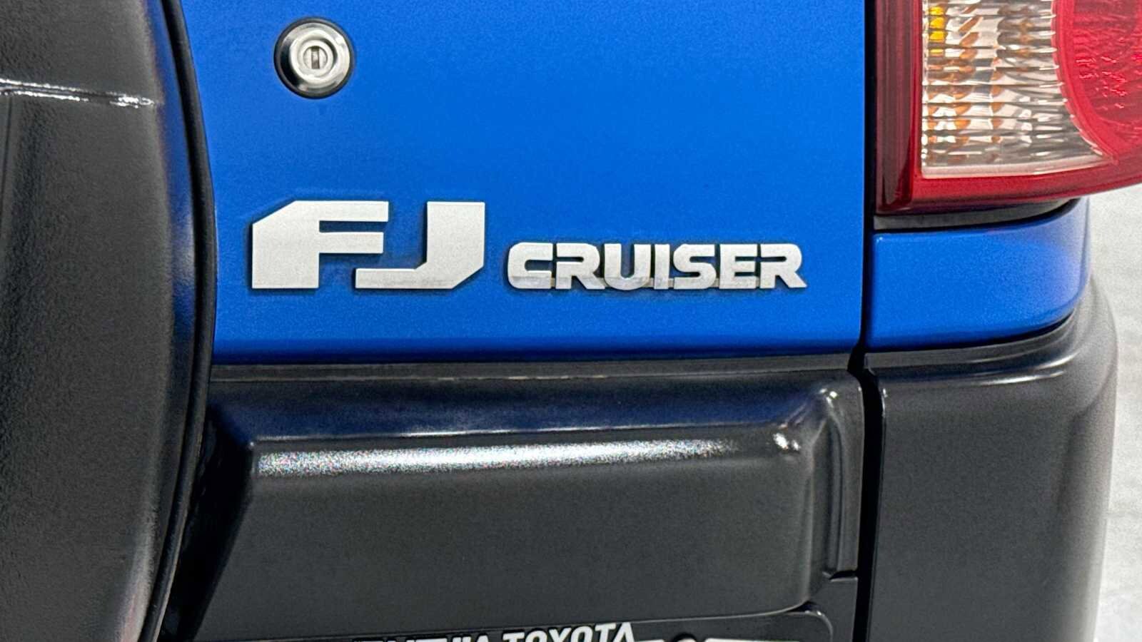 Thumbnail: 2007 Toyota FJ Cruiser - 27