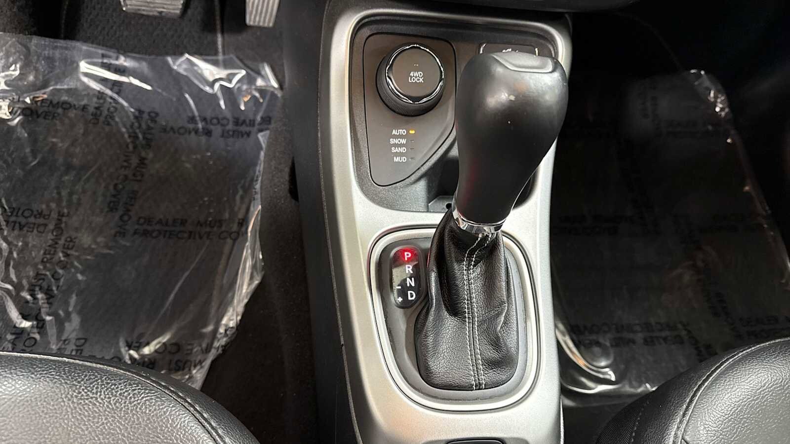 Thumbnail: 2021 Jeep Compass - 22