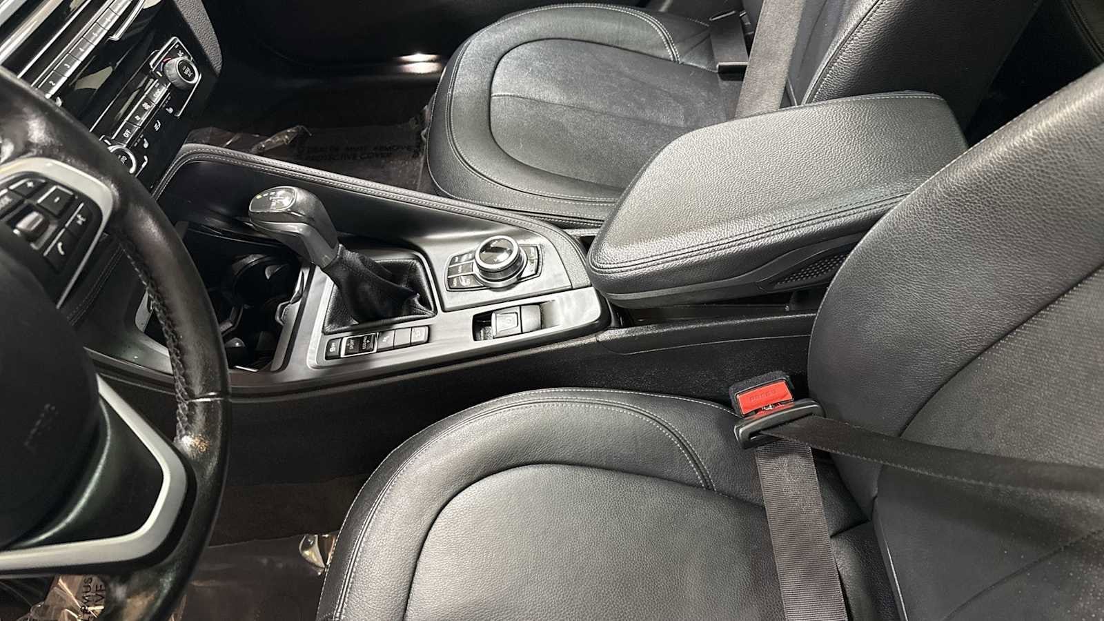 Thumbnail: 2018 BMW X1 - 23