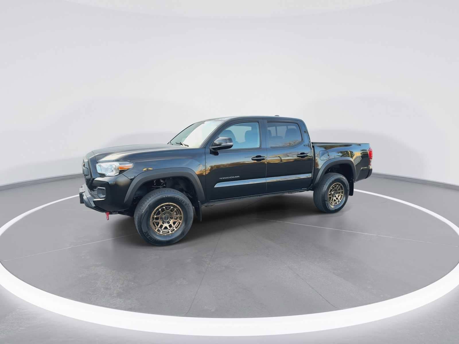 Thumbnail: 2022 Toyota Tacoma - 4
