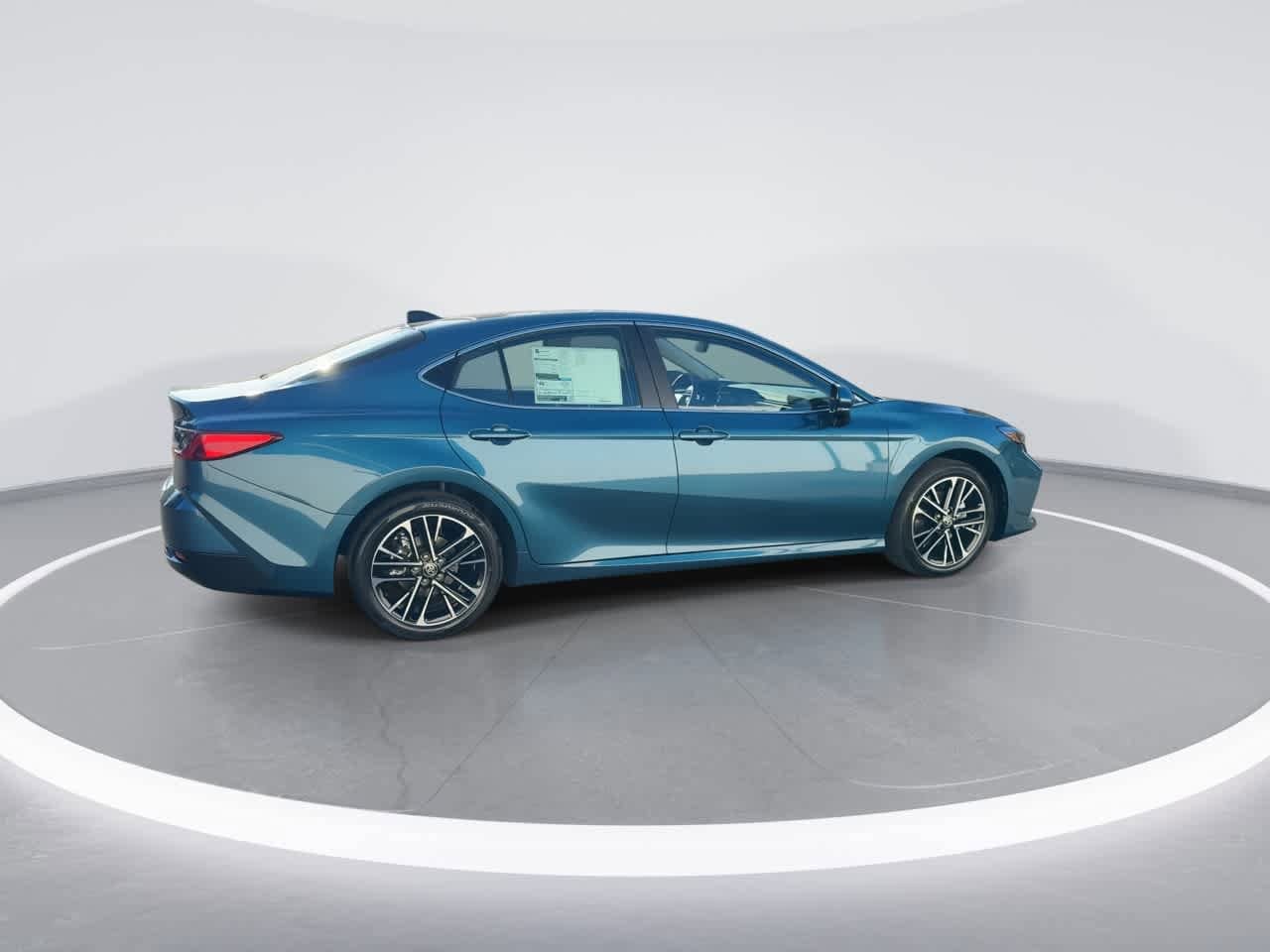Thumbnail: 2025 Toyota Camry - 8