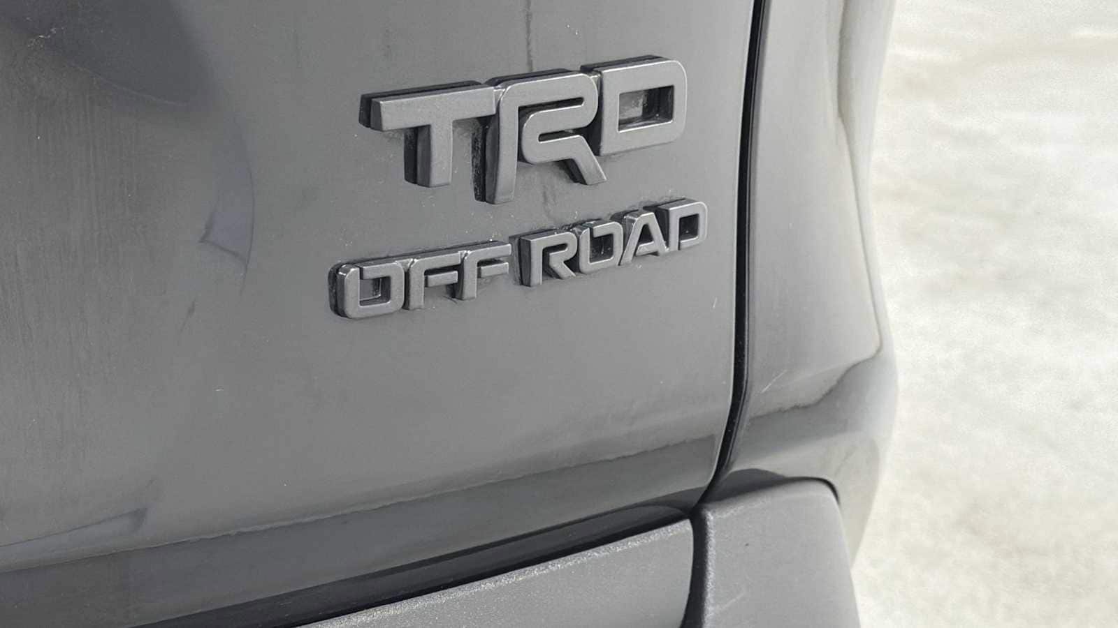 Thumbnail: 2022 Toyota RAV4 - 28