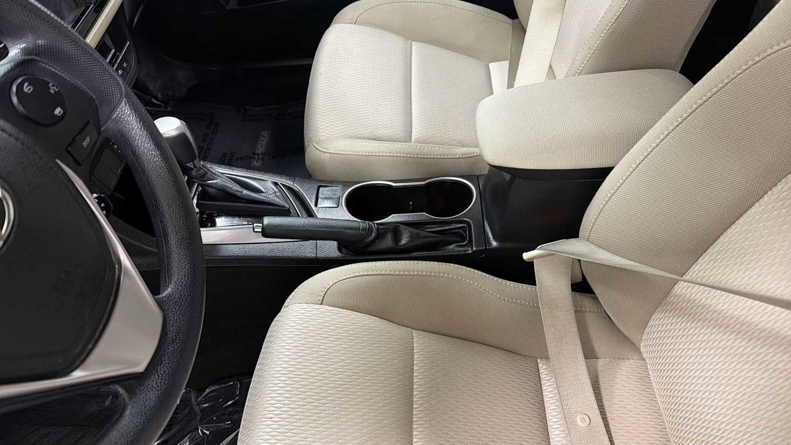 Thumbnail: 2014 Toyota Corolla - 22