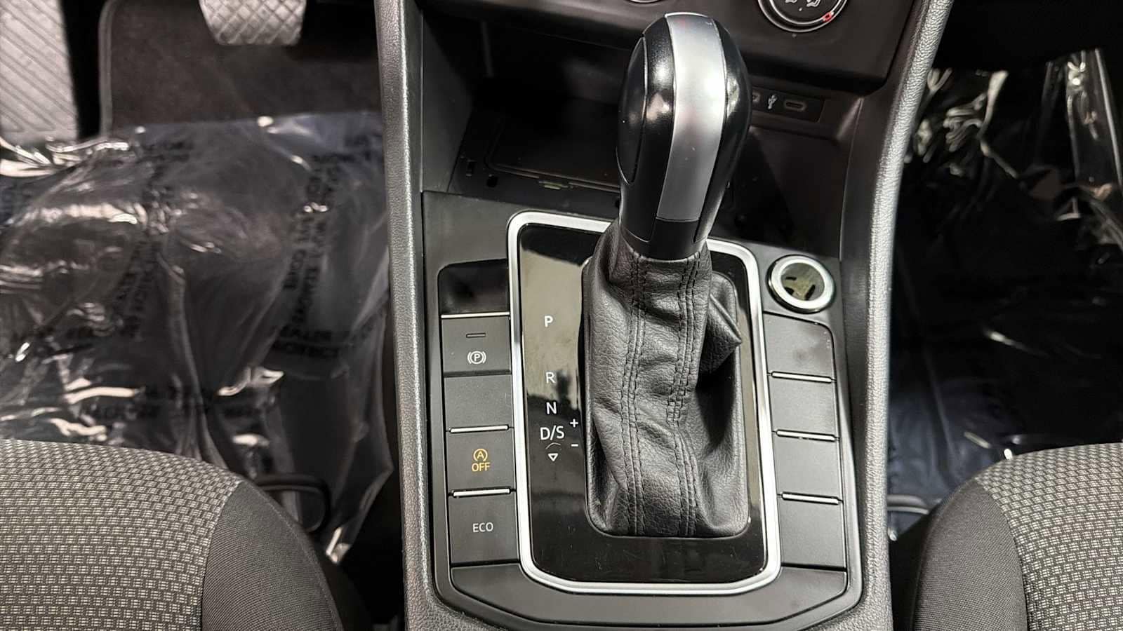 Thumbnail: 2021 Volkswagen Jetta - 20