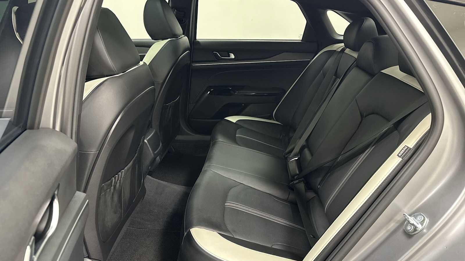 Thumbnail: 2025 Kia K5 - 25