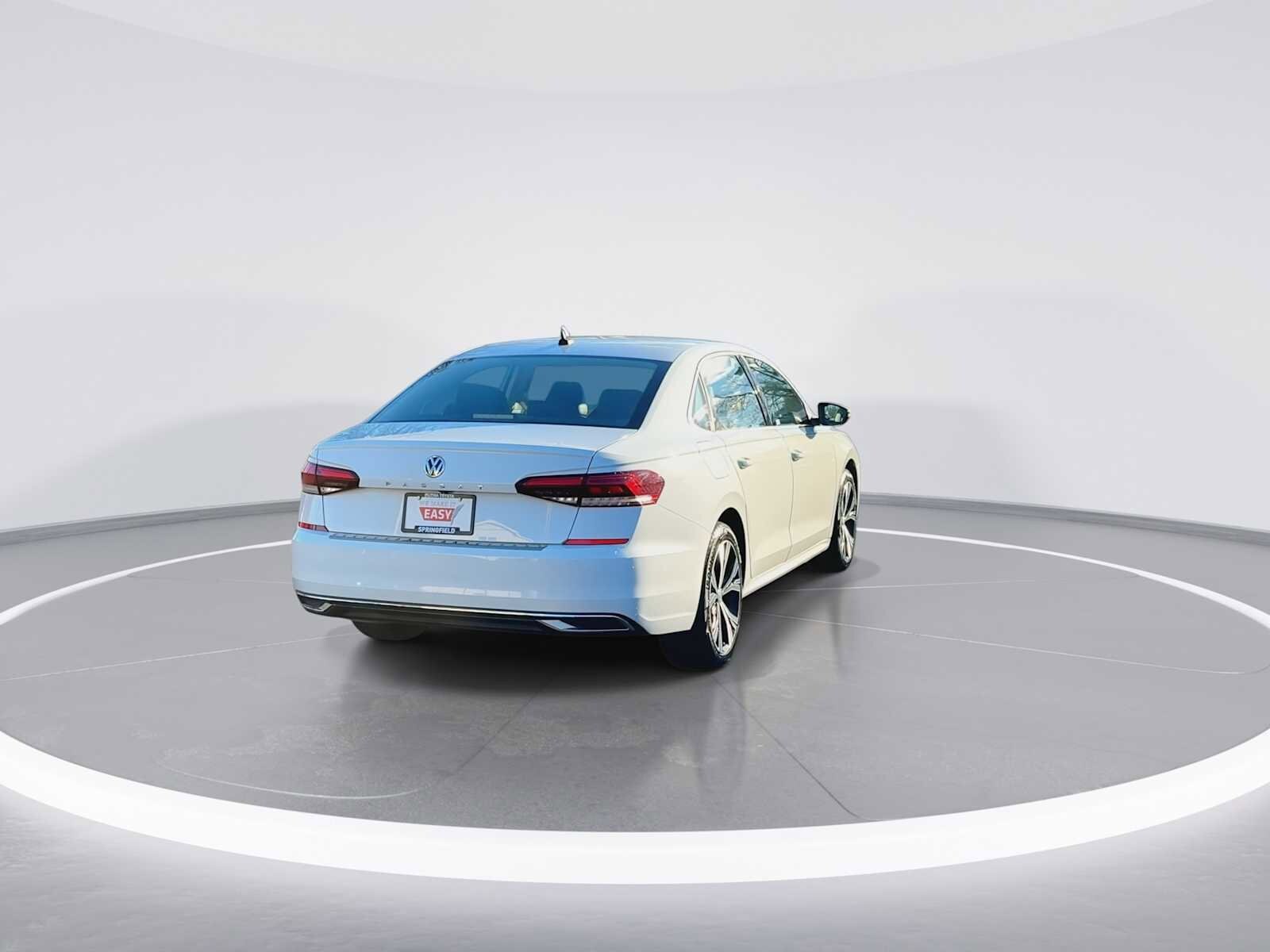 Thumbnail: 2021 Volkswagen Passat - 7