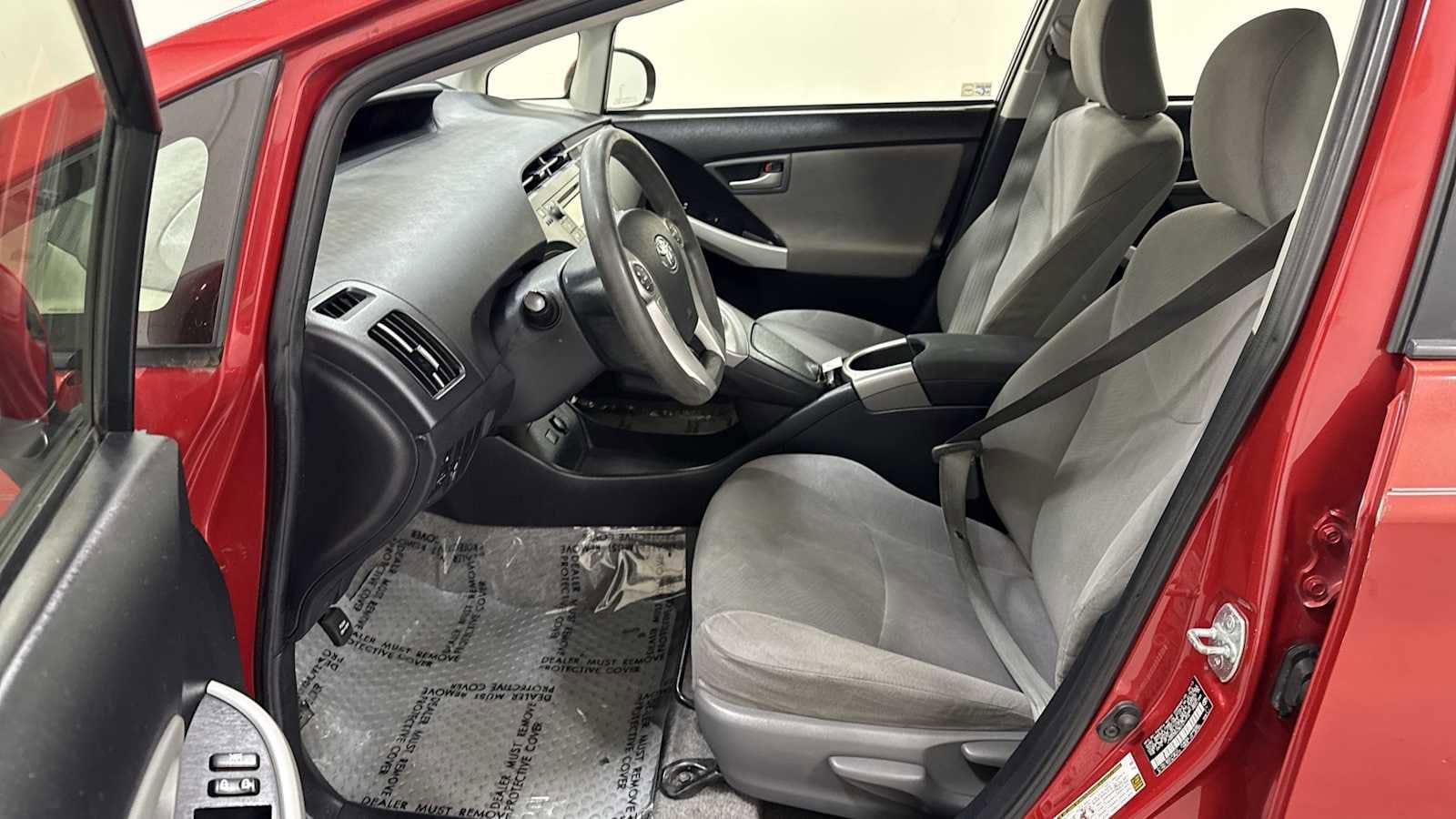 Thumbnail: 2013 Toyota Prius - 13