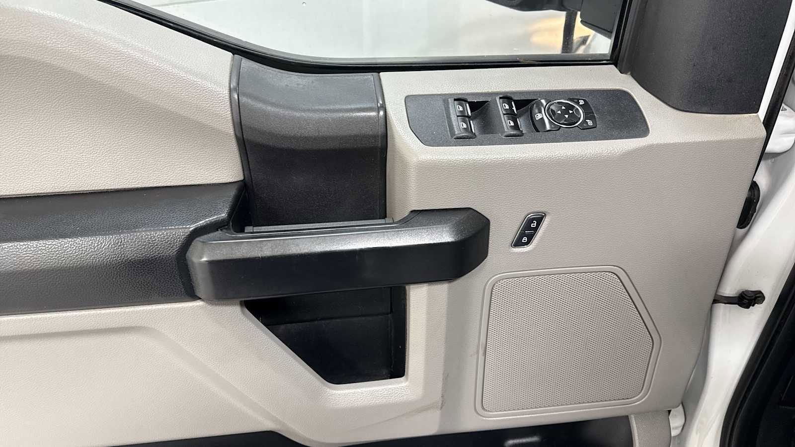 Thumbnail: 2017 Ford F-250 - 15