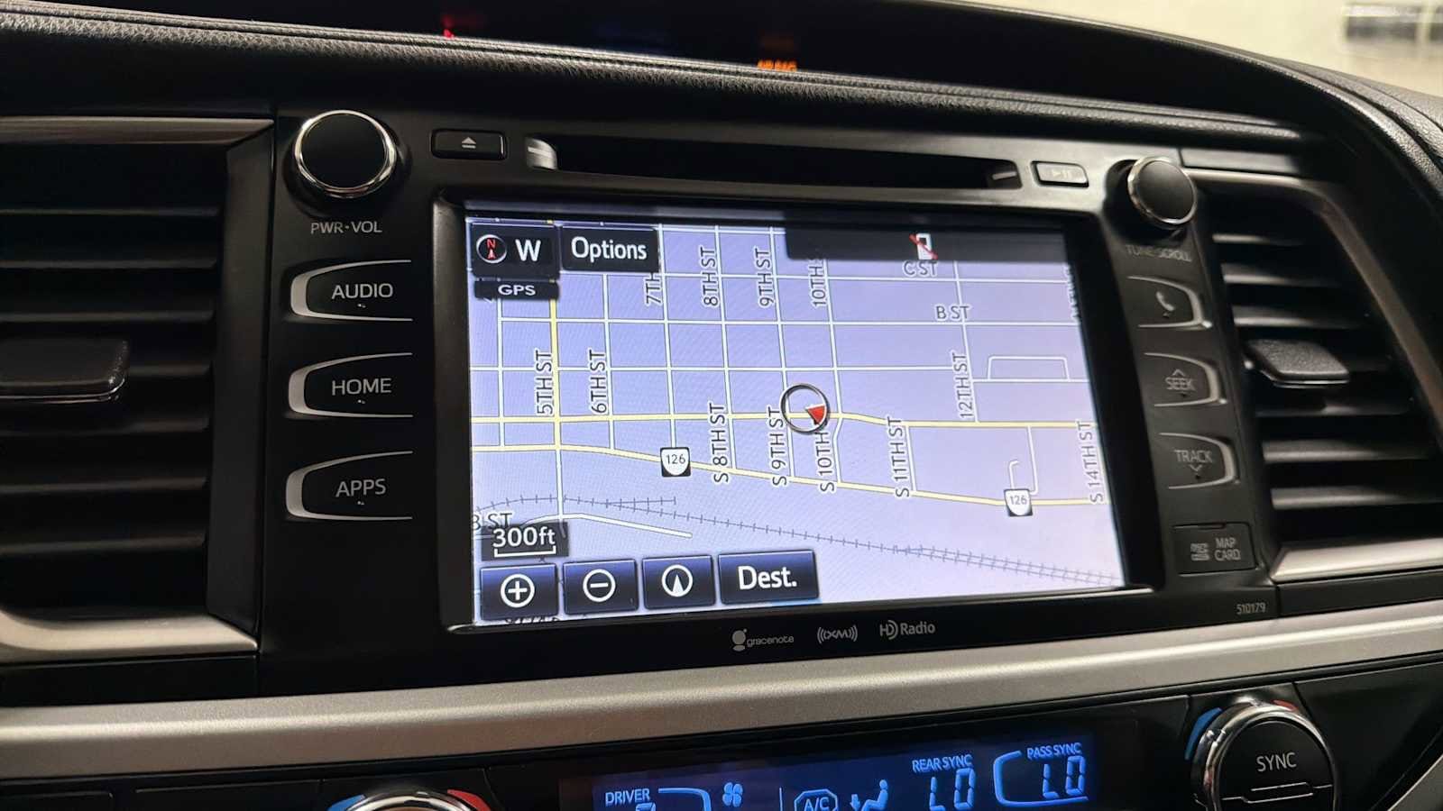 Thumbnail: 2017 Toyota Highlander - 20