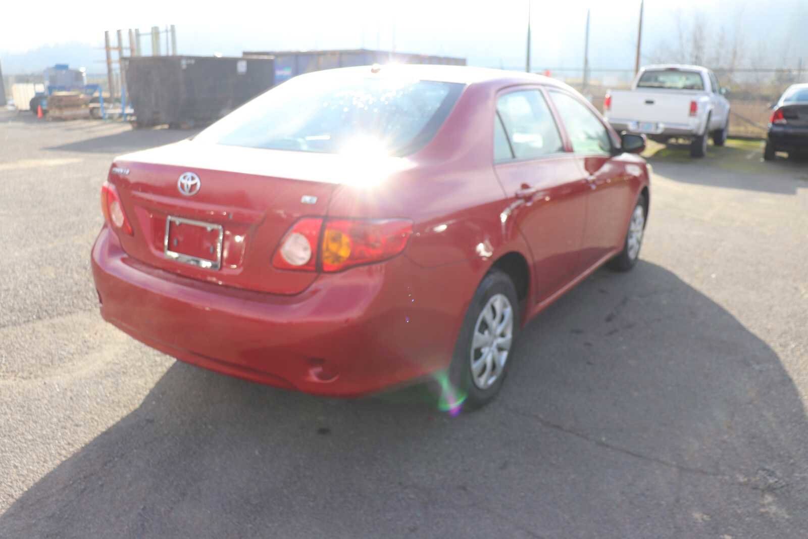 Thumbnail: 2010 Toyota Corolla - 5