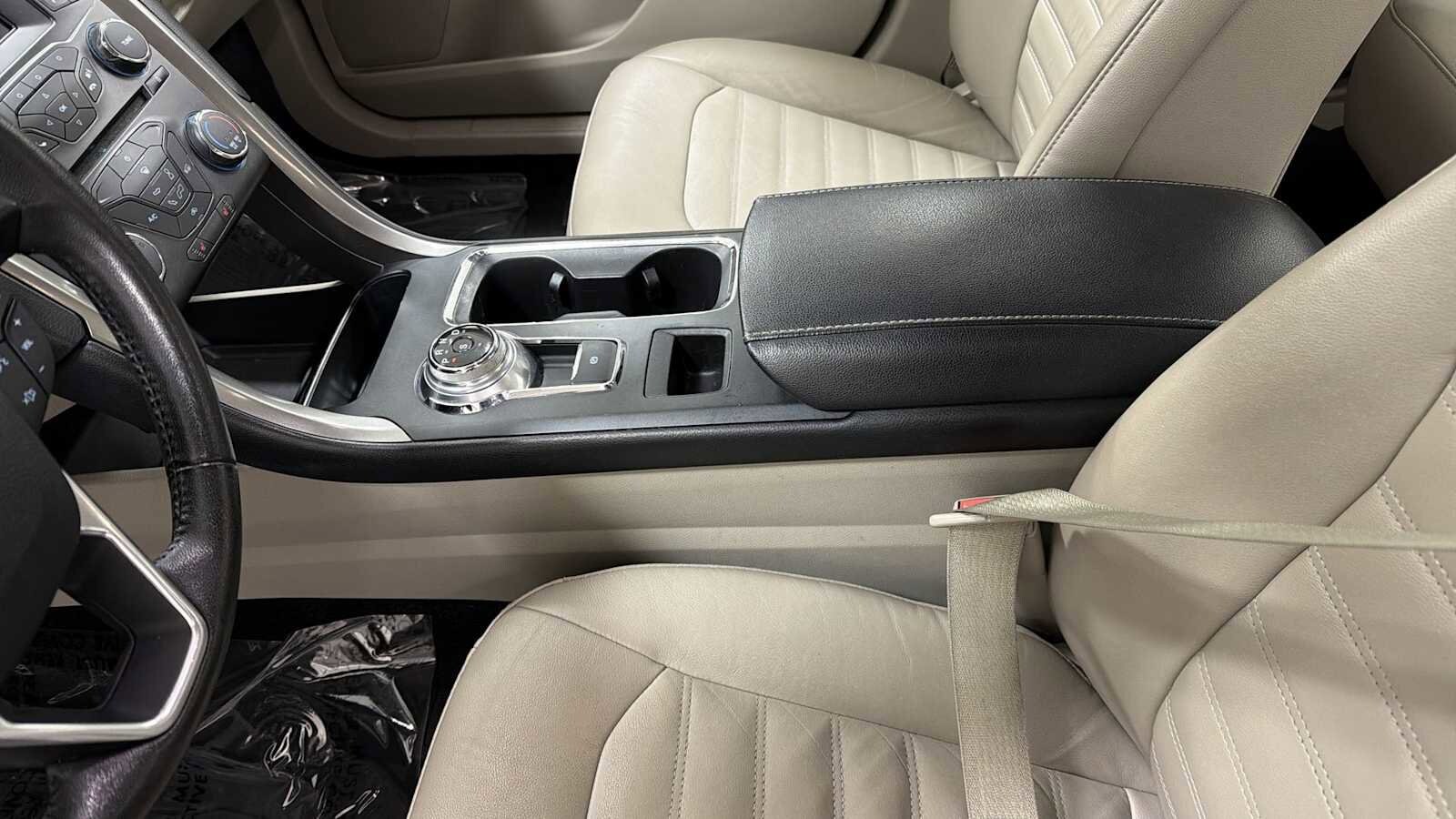 Thumbnail: 2017 Ford Fusion - 22