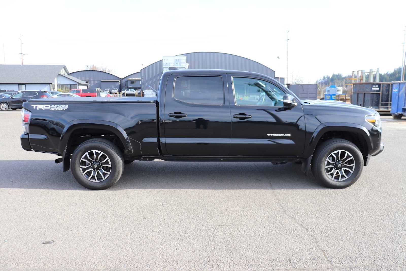 Thumbnail: 2021 Toyota Tacoma - 4