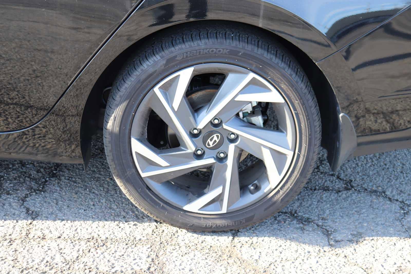 Thumbnail: 2025 Hyundai Elantra - 9