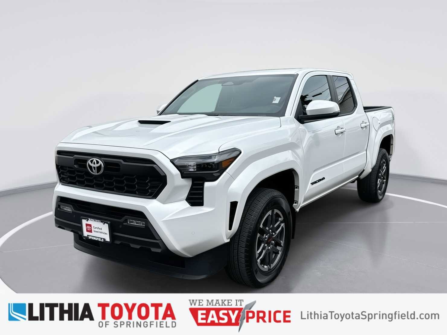 2024 Toyota Tacoma TRD Sport Hero Image