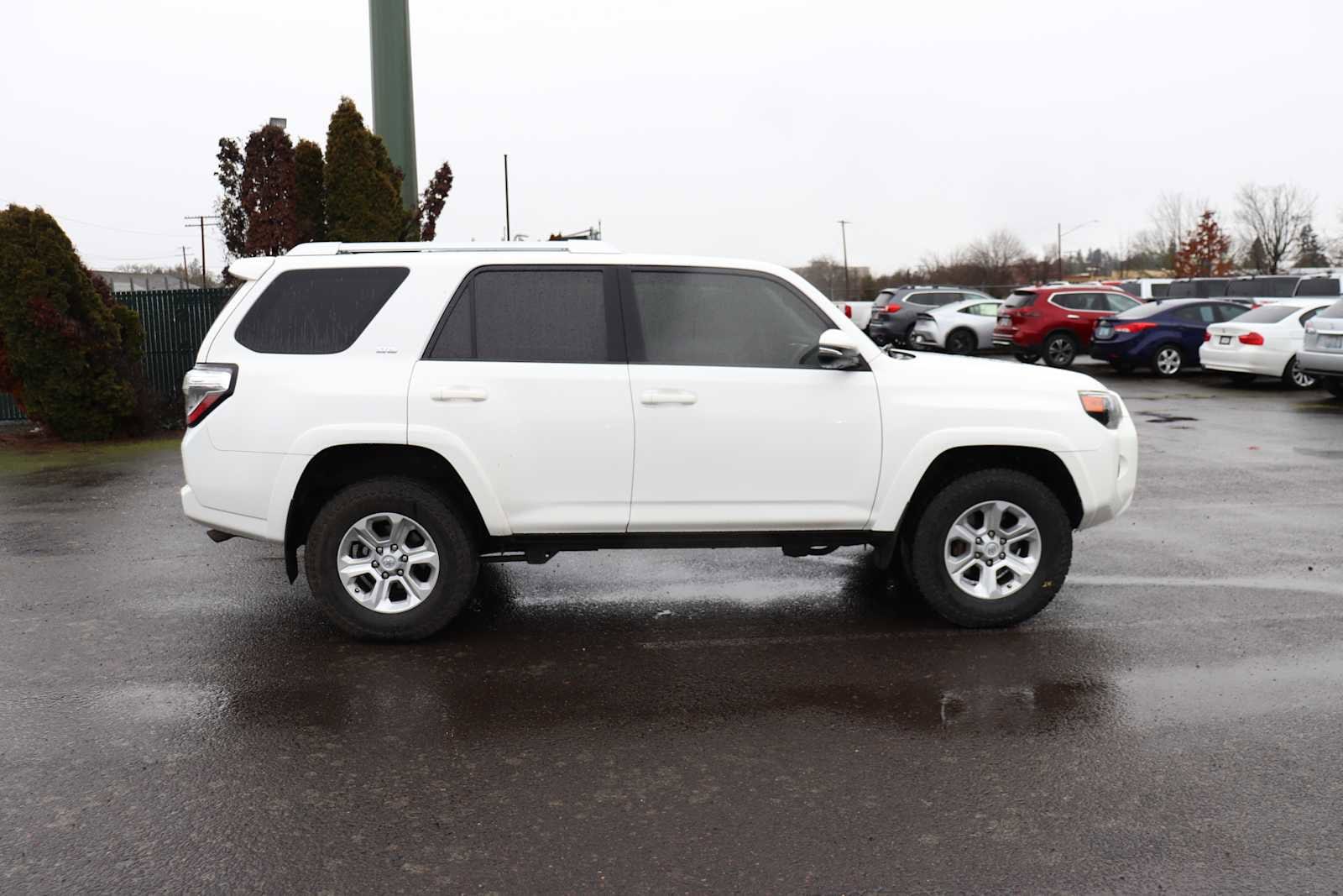 Thumbnail: 2015 Toyota 4Runner - 4