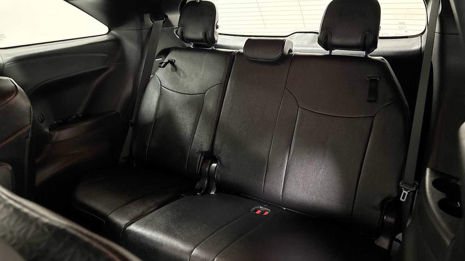 Thumbnail: 2025 Toyota Sienna - 26