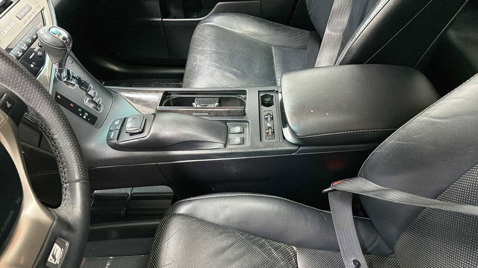 Thumbnail: 2015 Lexus RX - 23