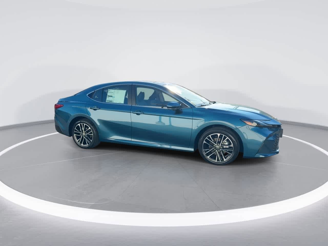 Thumbnail: 2025 Toyota Camry - 9