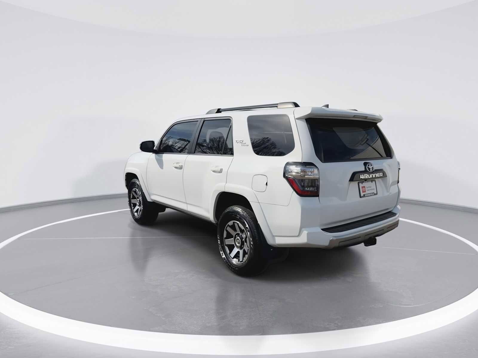 Thumbnail: 2023 Toyota 4Runner - 6