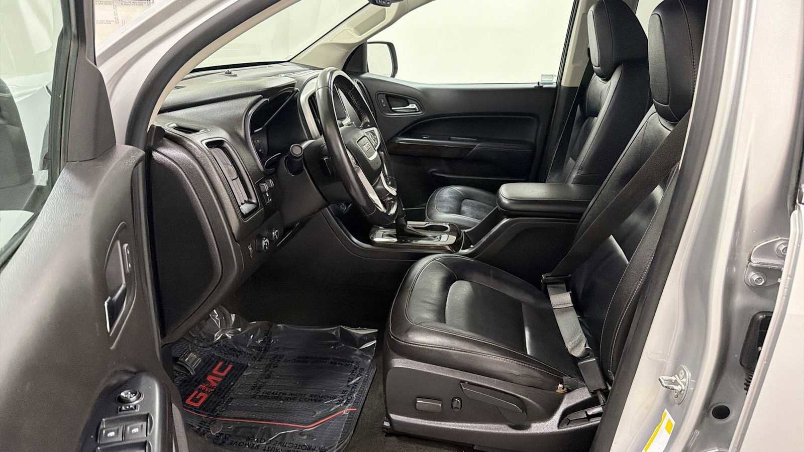 Thumbnail: 2017 GMC Canyon - 13