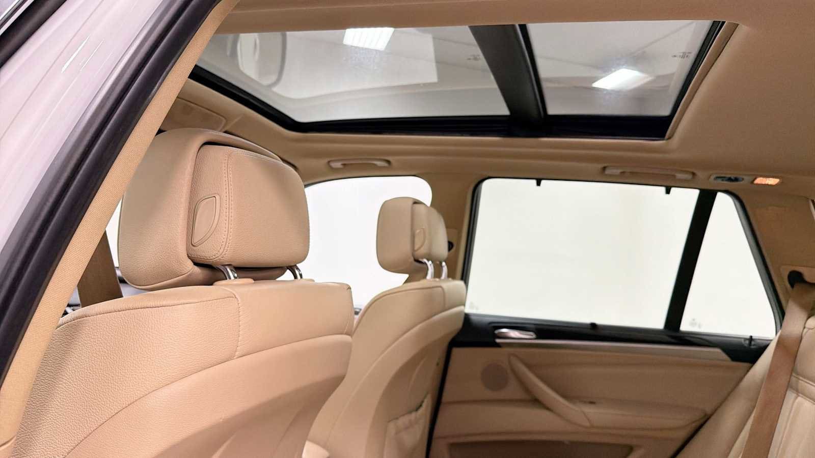 Thumbnail: 2013 BMW X5 - 25
