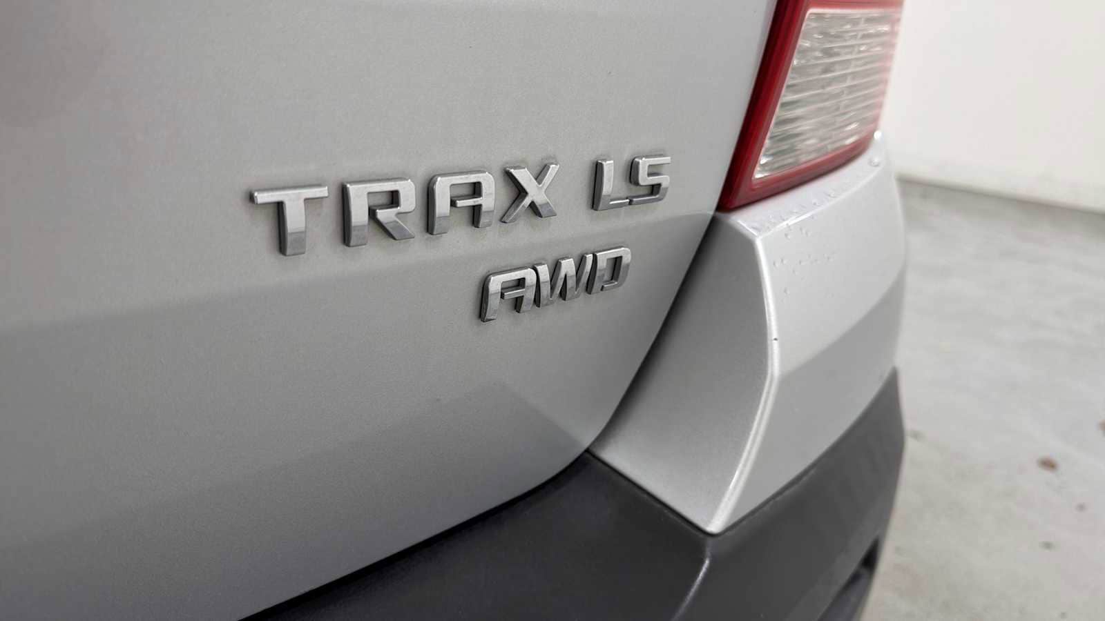 Thumbnail: 2016 Chevrolet Trax - 27