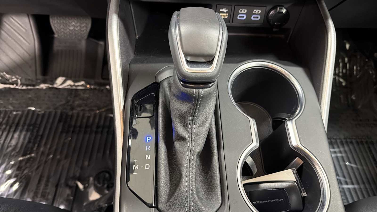 Thumbnail: 2024 Toyota Highlander - 22