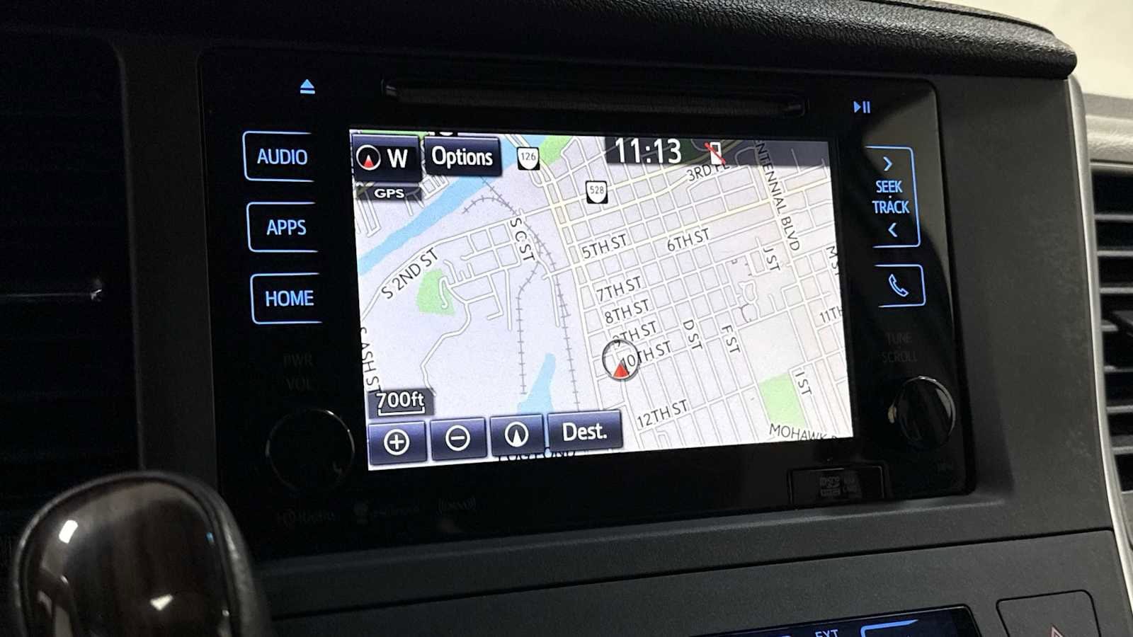 Thumbnail: 2017 Toyota Sienna - 20