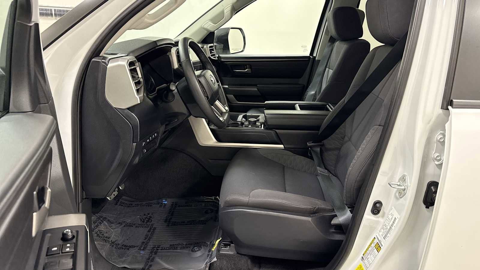 Thumbnail: 2024 Toyota Tundra - 13