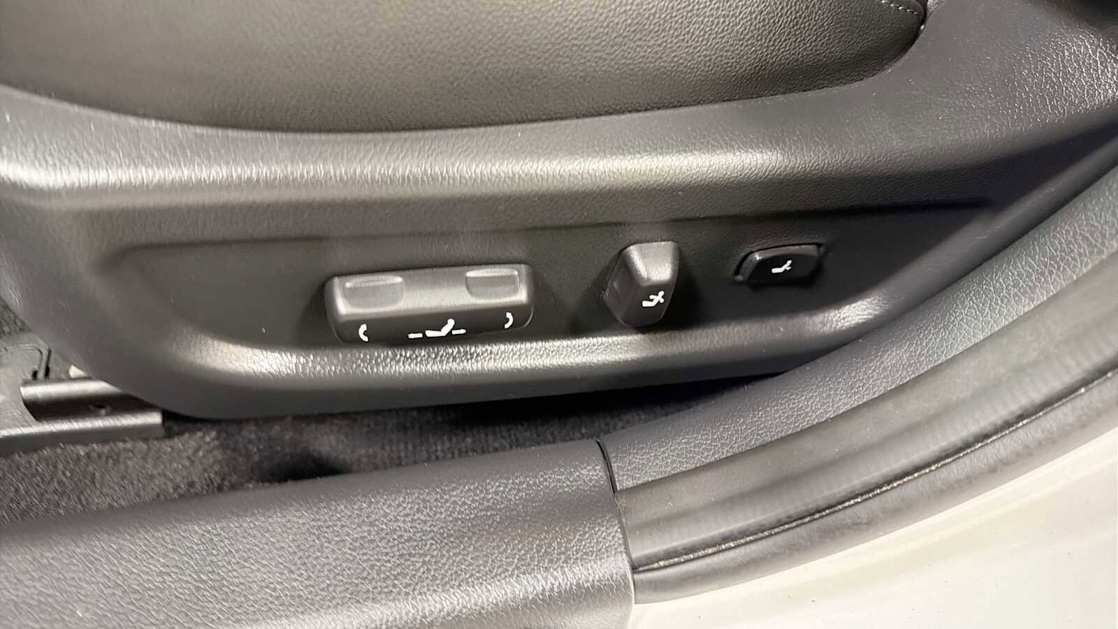 Thumbnail: 2014 Kia Optima - 13