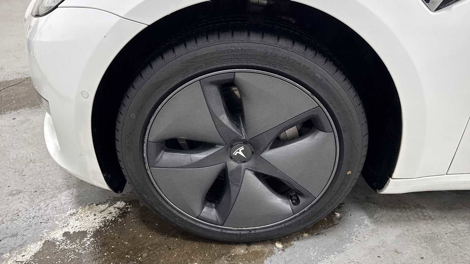 Thumbnail: 2020 Tesla Model 3 - 10