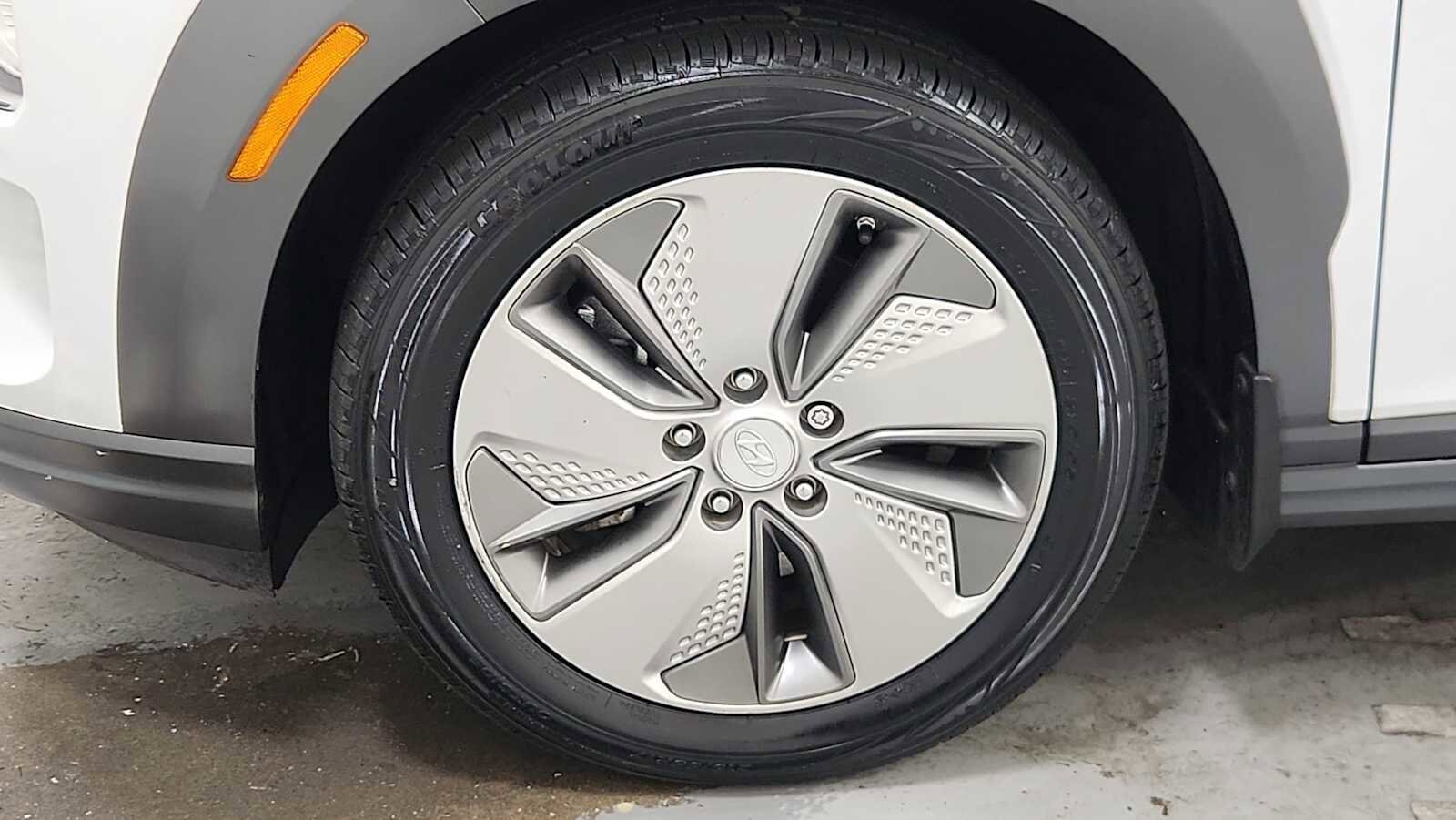 Thumbnail: 2020 Hyundai Kona - 10