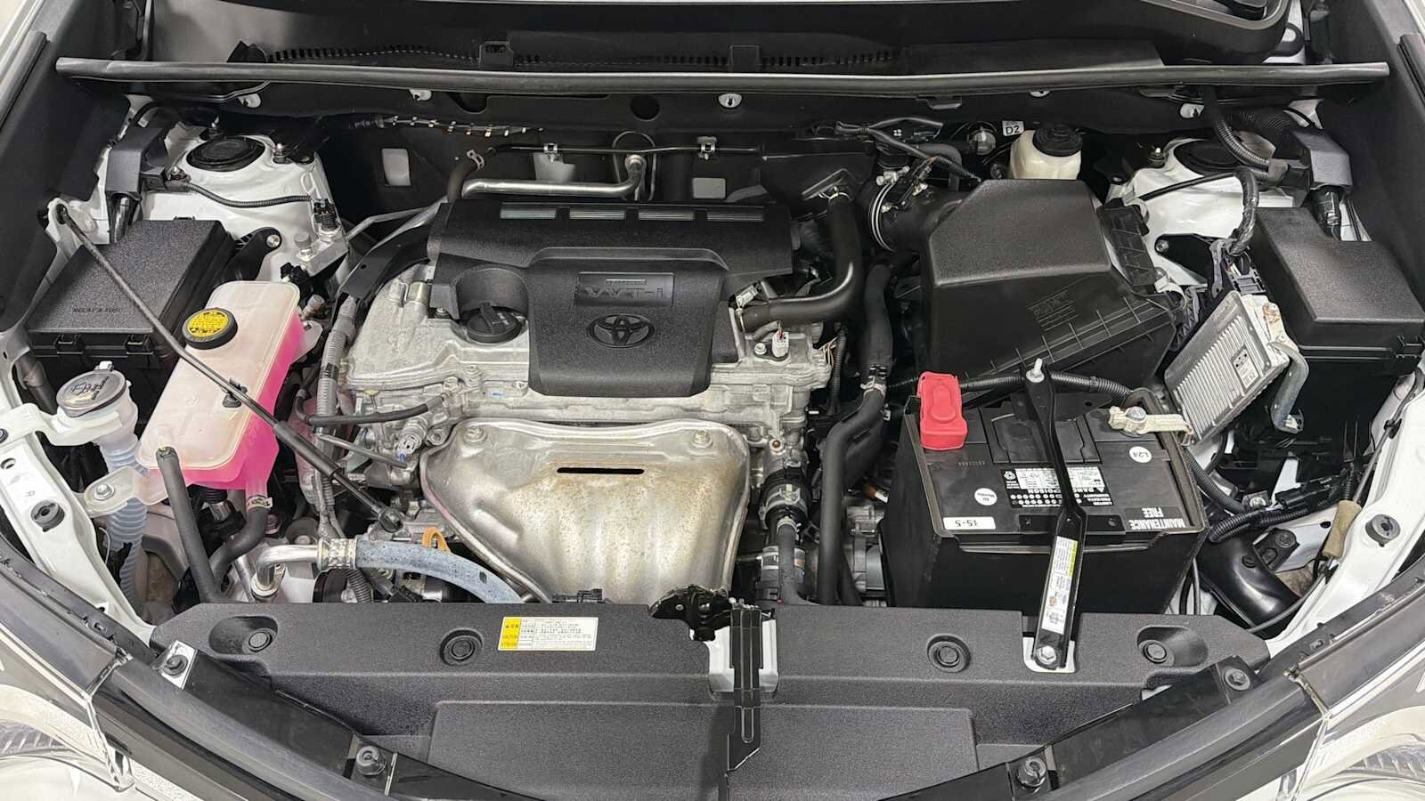 Thumbnail: 2018 Toyota RAV4 - 31