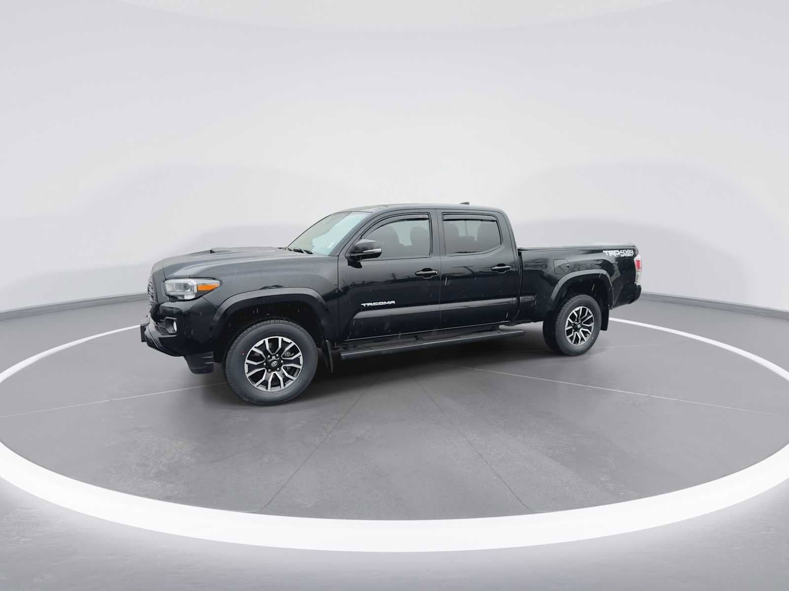 Thumbnail: 2021 Toyota Tacoma - 4