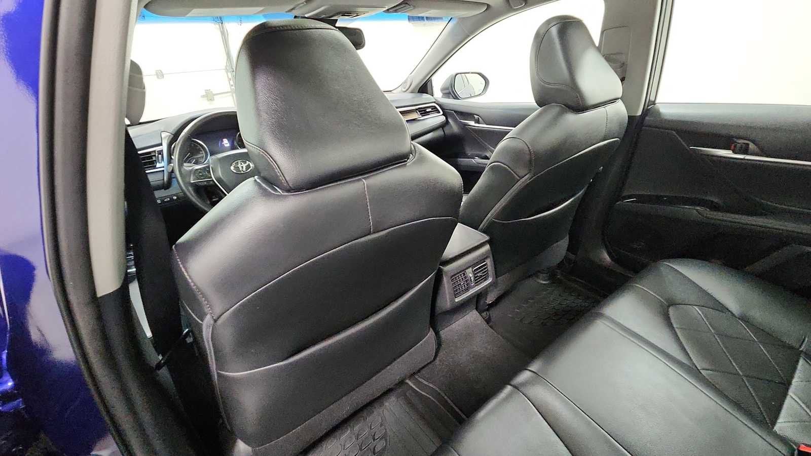 Thumbnail: 2018 Toyota Camry - 26