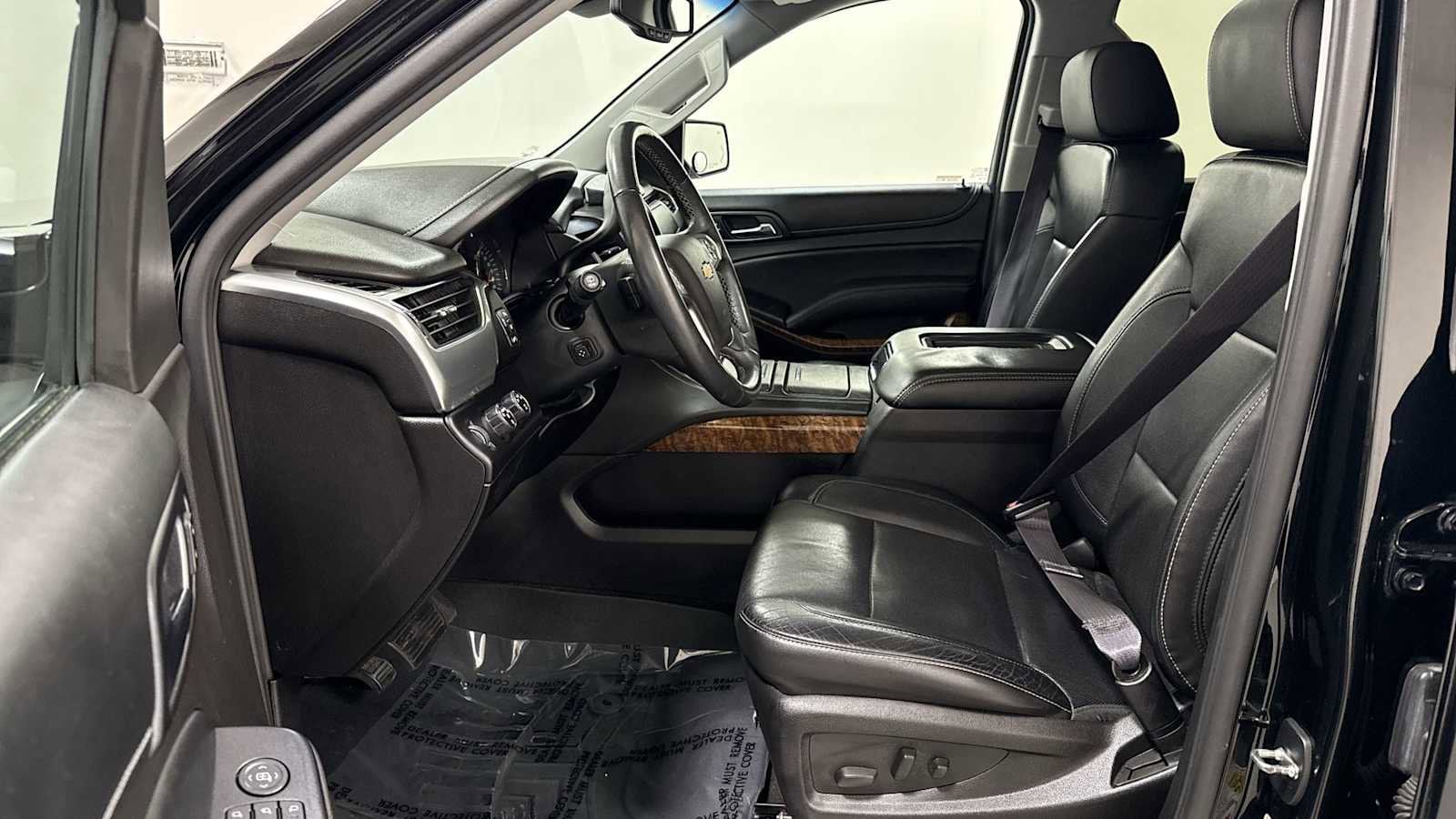 Thumbnail: 2015 Chevrolet Tahoe - 13