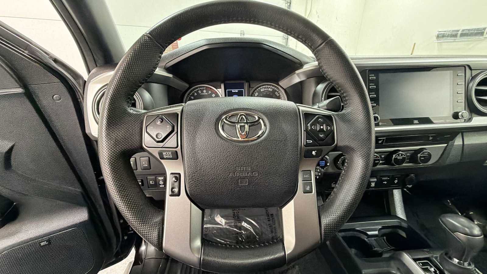 Thumbnail: 2023 Toyota Tacoma - 16