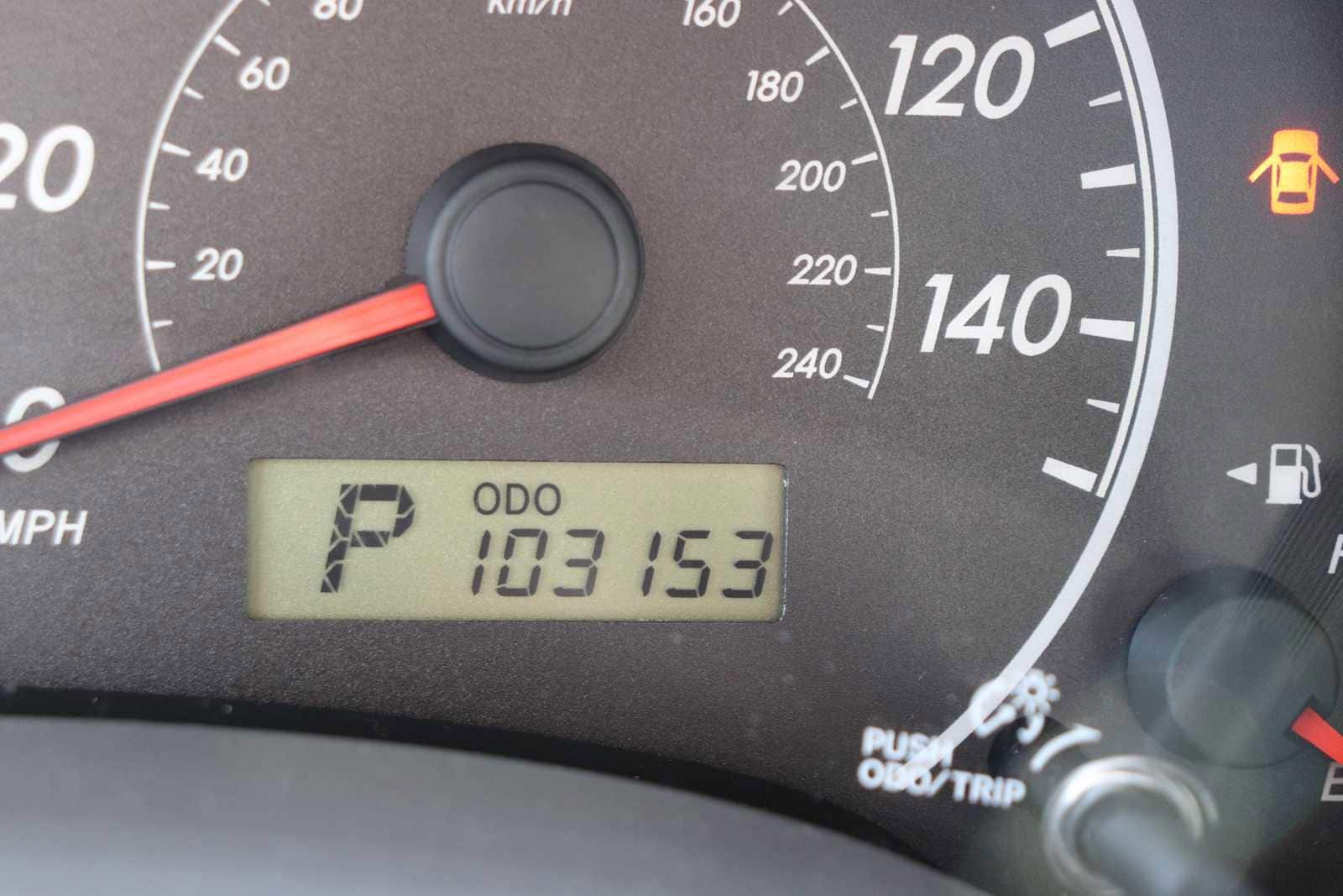 Thumbnail: 2010 Toyota Corolla - 11