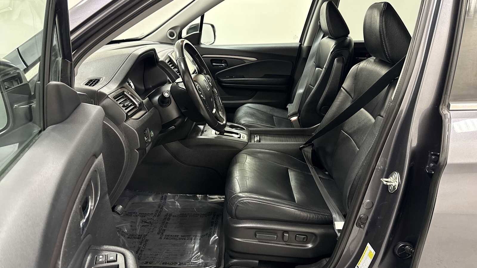 Thumbnail: 2018 Honda Pilot - 13