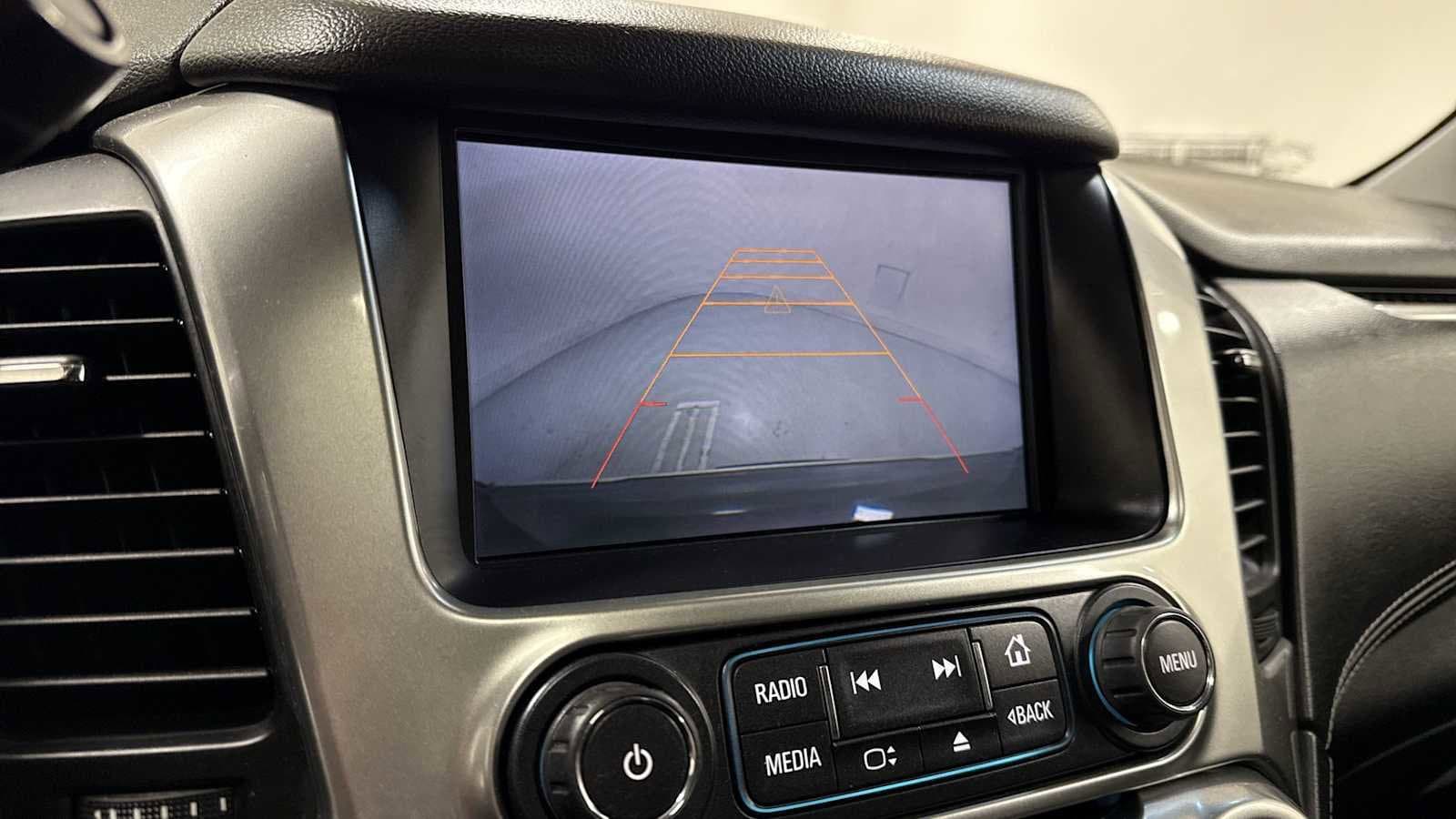 Thumbnail: 2015 Chevrolet Tahoe - 19