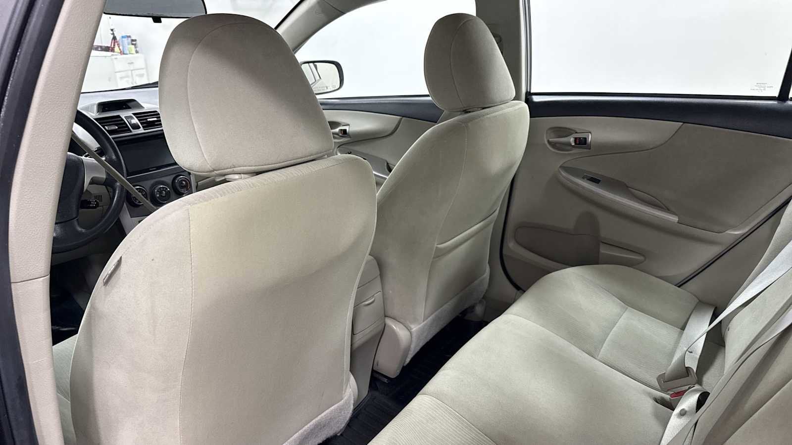 Thumbnail: 2012 Toyota Corolla - 23