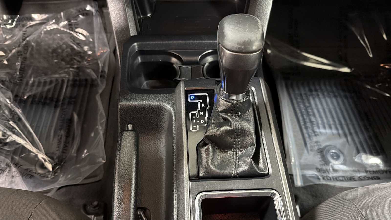 Thumbnail: 2018 Toyota Tacoma - 22