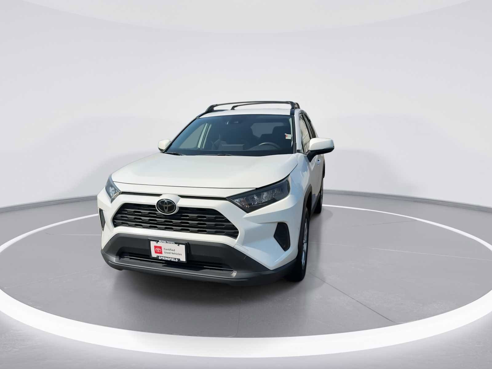 Thumbnail: 2019 Toyota RAV4 - 3