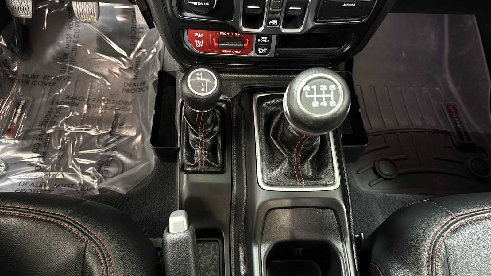 Thumbnail: 2020 Jeep Gladiator - 21