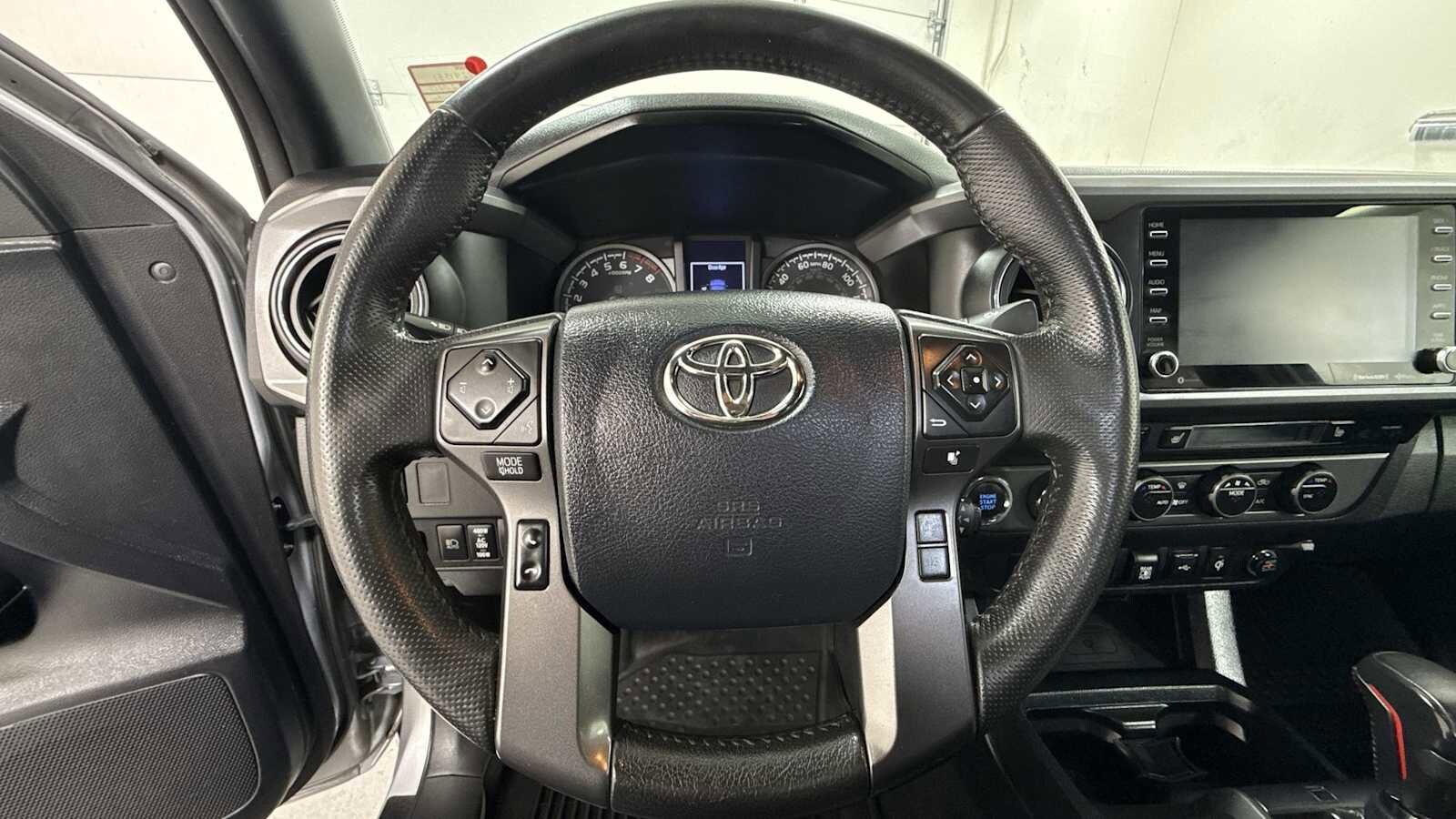 Thumbnail: 2020 Toyota Tacoma - 16