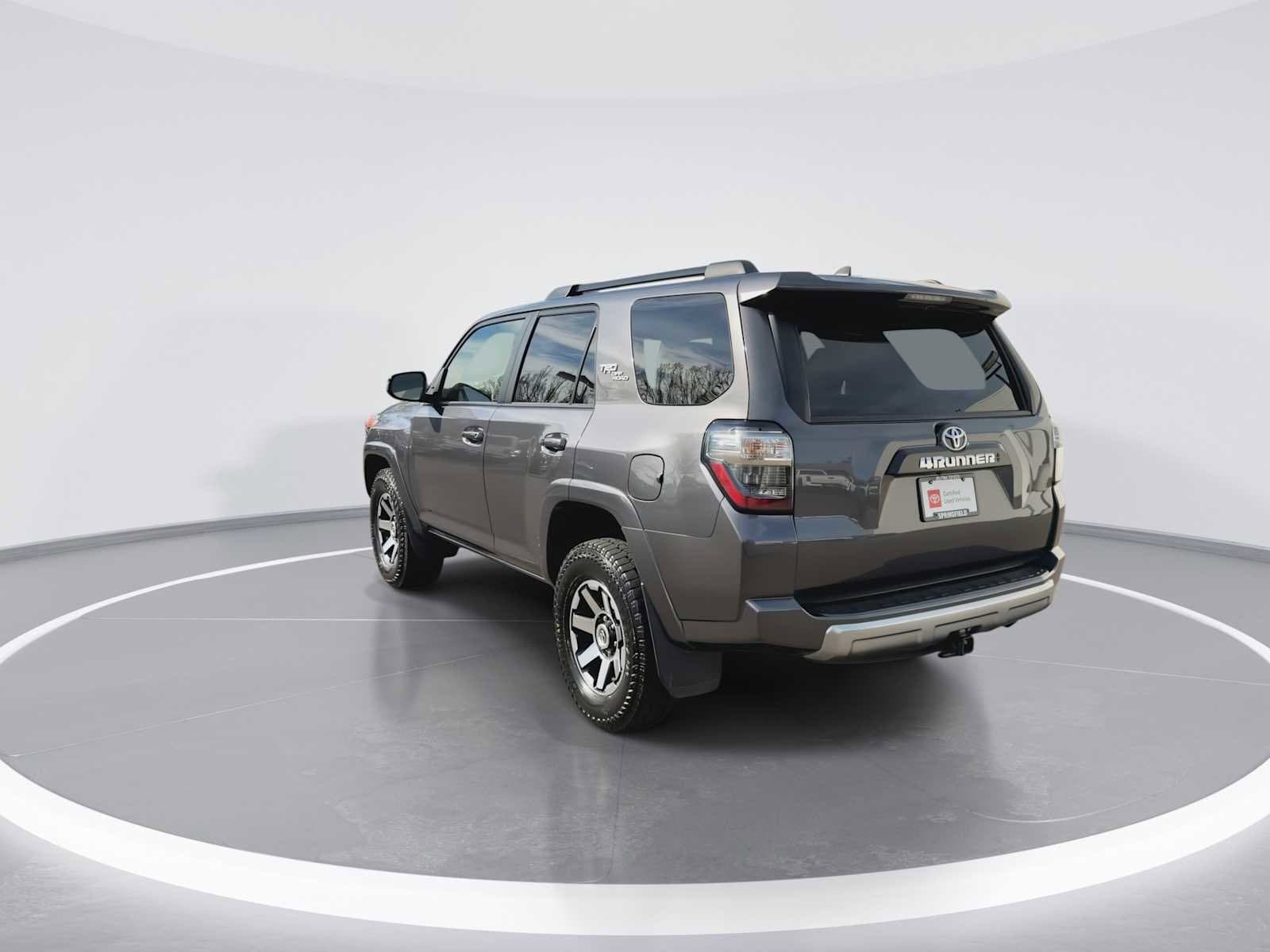 Thumbnail: 2023 Toyota 4Runner - 6