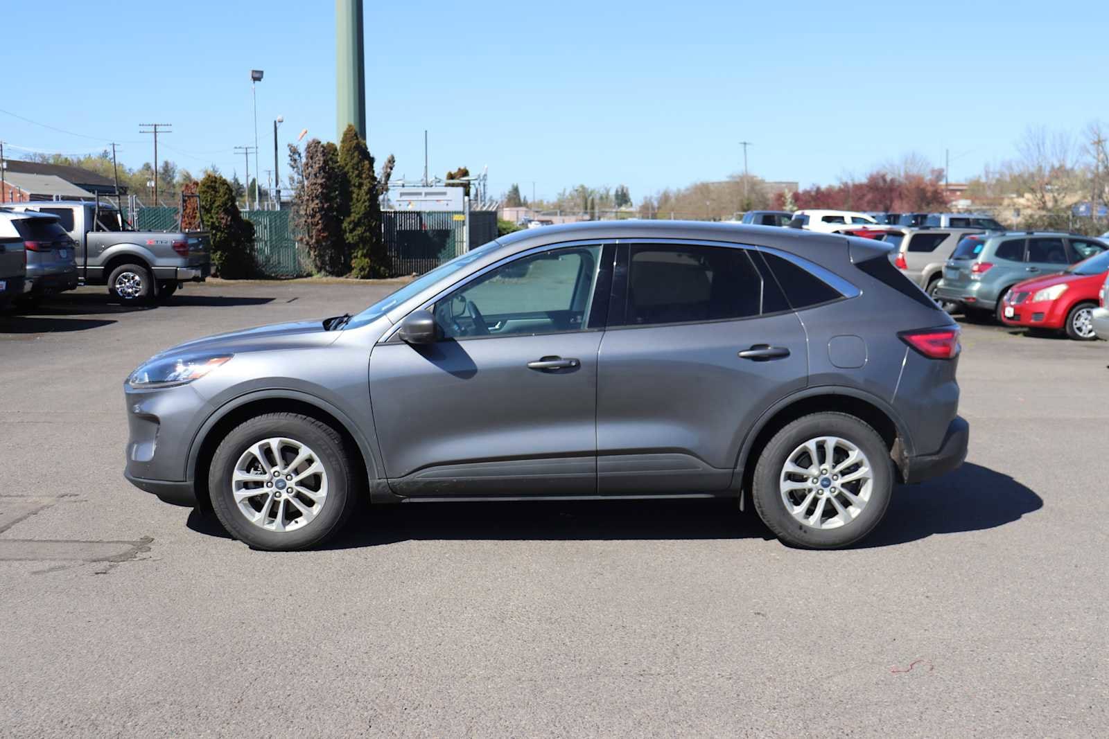 Thumbnail: 2021 Ford Escape - 8