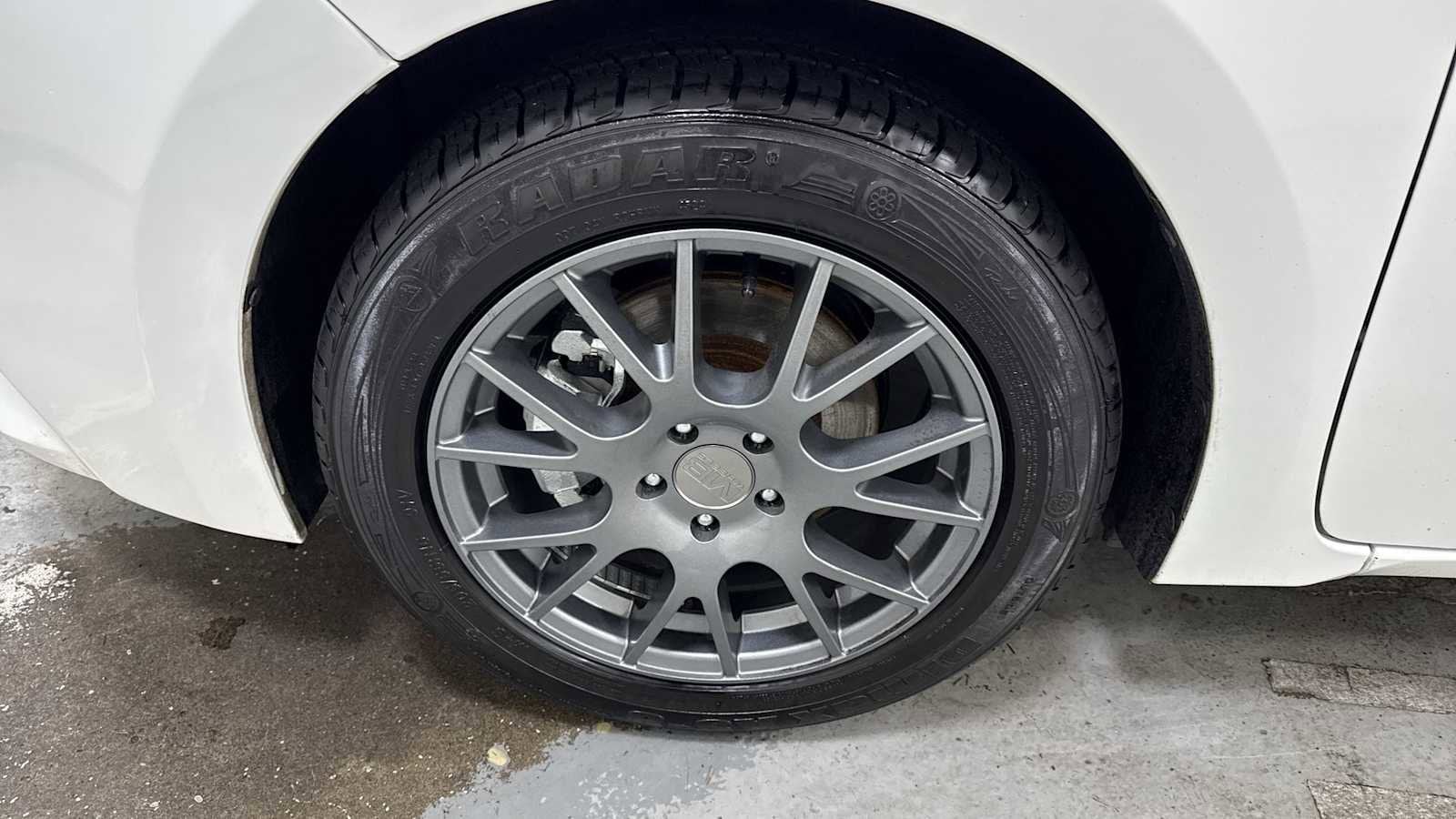 Thumbnail: 2015 Toyota Corolla - 10