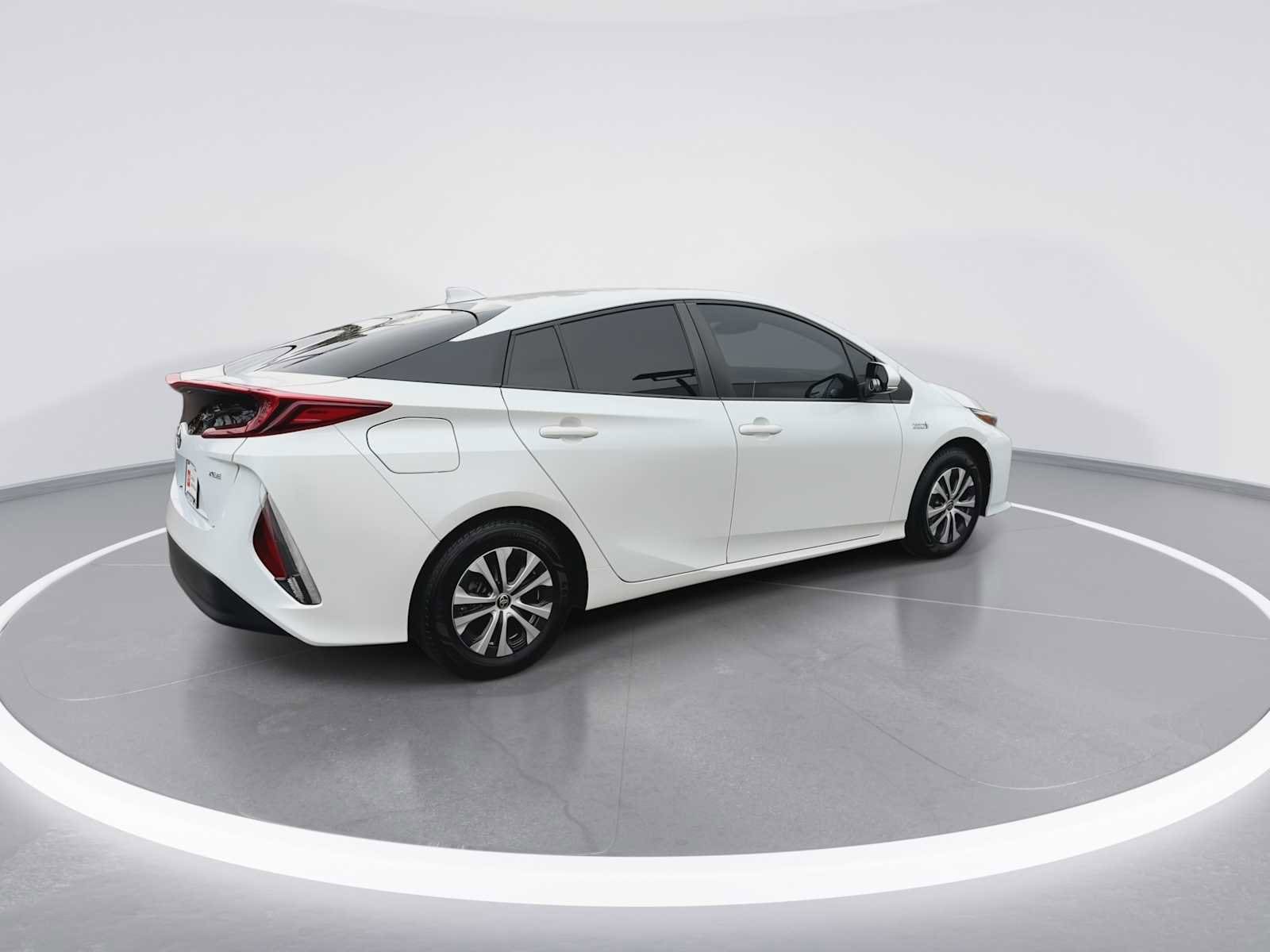 Thumbnail: 2021 Toyota Prius Prime - 8